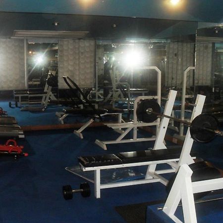 Hotel Crown Plaza Lahore Extérieur photo