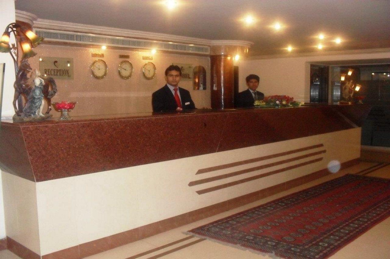 Hotel Crown Plaza Lahore Extérieur photo